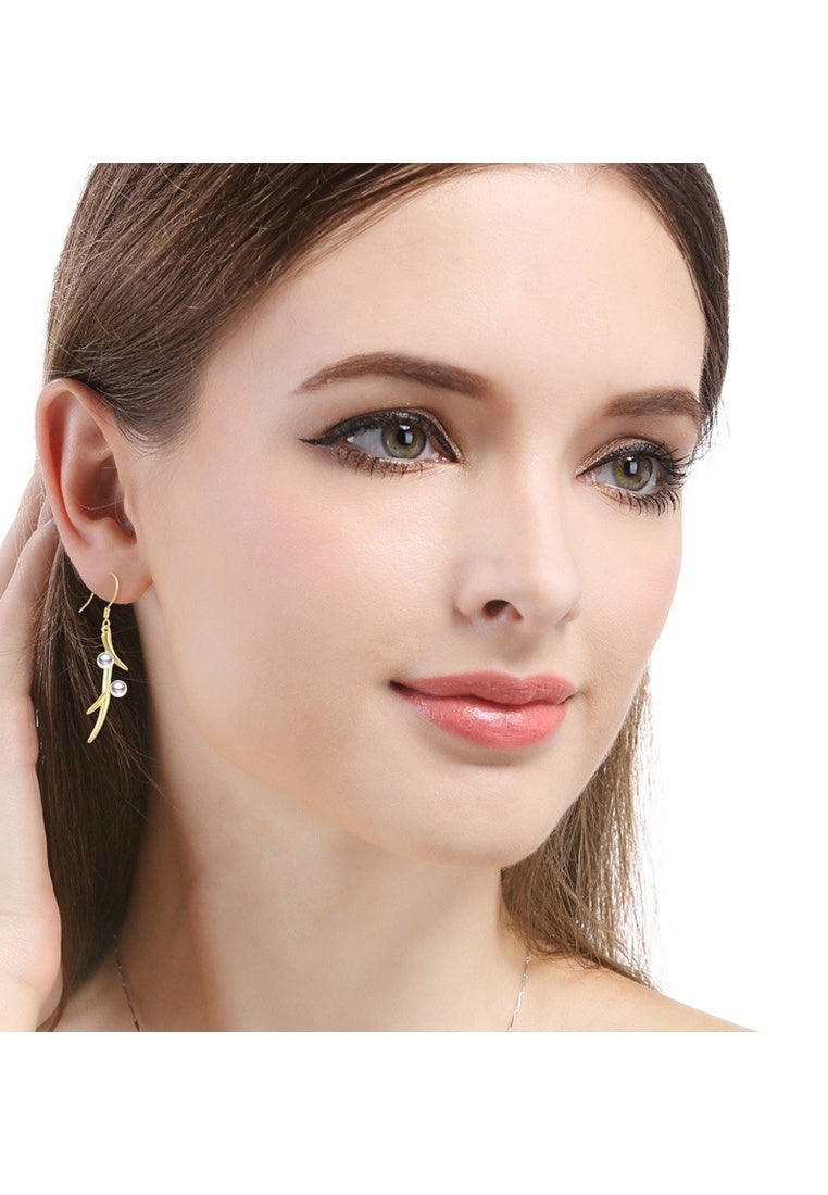 Sterling Silver Flower Pearl Earrings