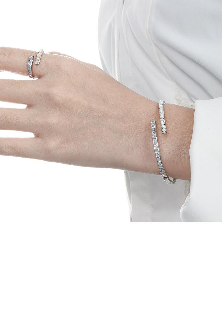 925 Sterling Silver Simple Temperament Geometric Imitation Pearl Adjustable Open Ring with Cubic Zirconia - Luxurious Look