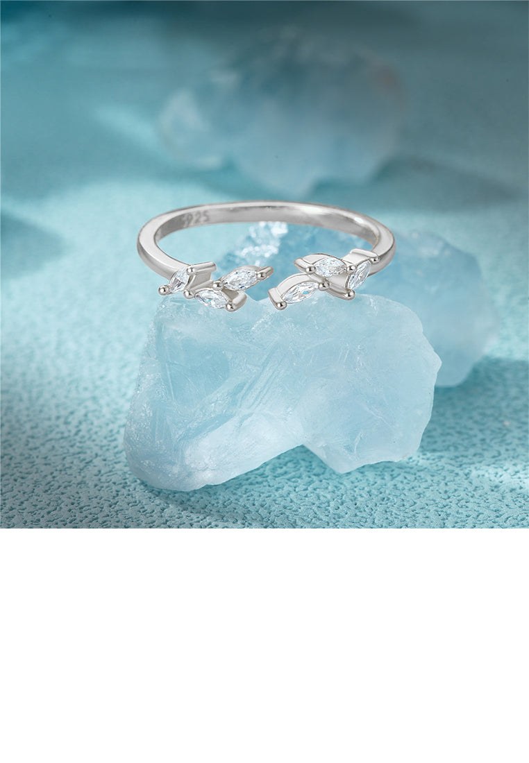 925 Sterling Silver Simple Fashion Leaf Adjustable Open Ring with Cubic Zirconia - Luxurious Look