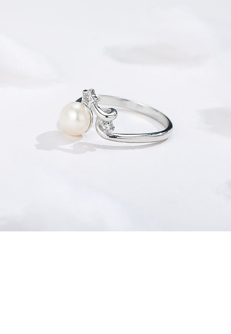 925 Sterling Silver Fashion Simple Star Freshwater Pearl Adjustable Ring with Cubic Zirconia - Luxurious Look