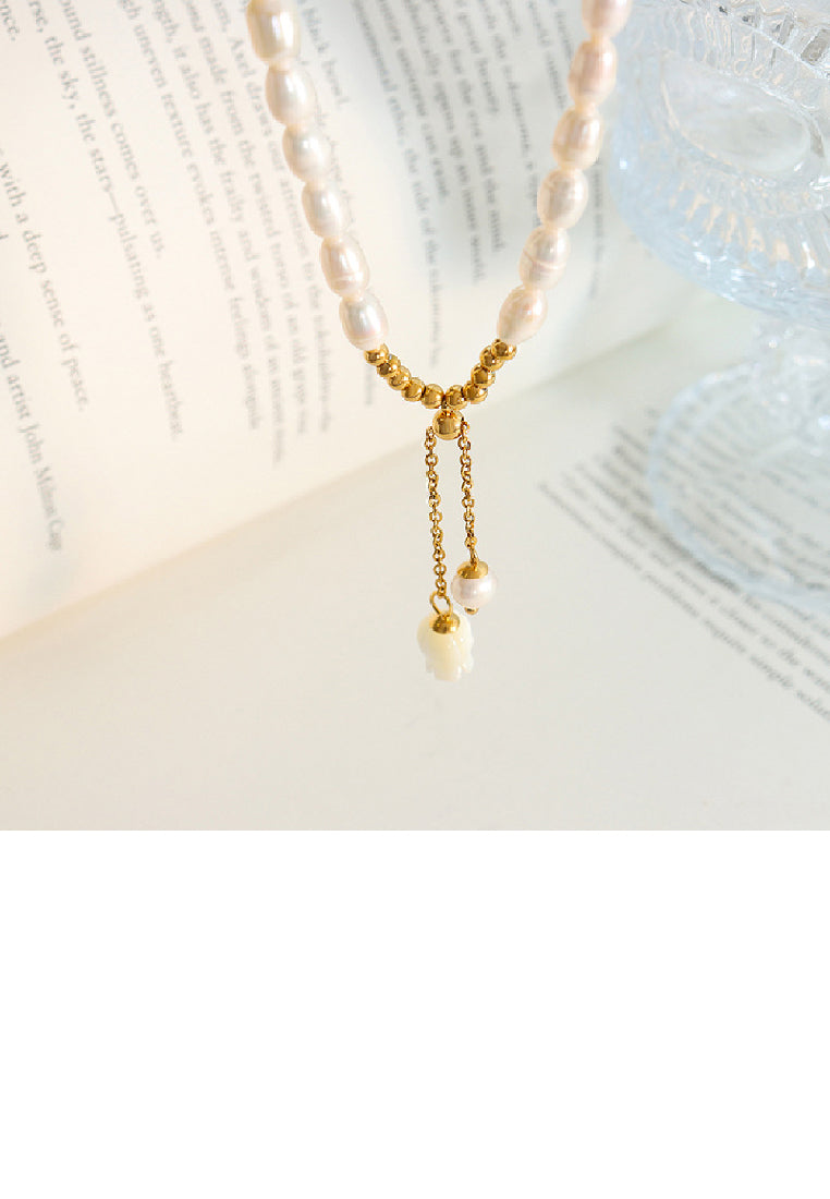 Elegant Temperament Plated Gold 316L Stainless Steel Ball and Imitation Pearl Tassel Necklace - Luxurious Look