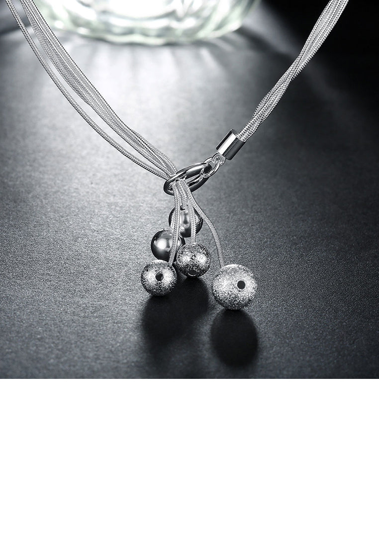 Simple Round Pendant Necklace