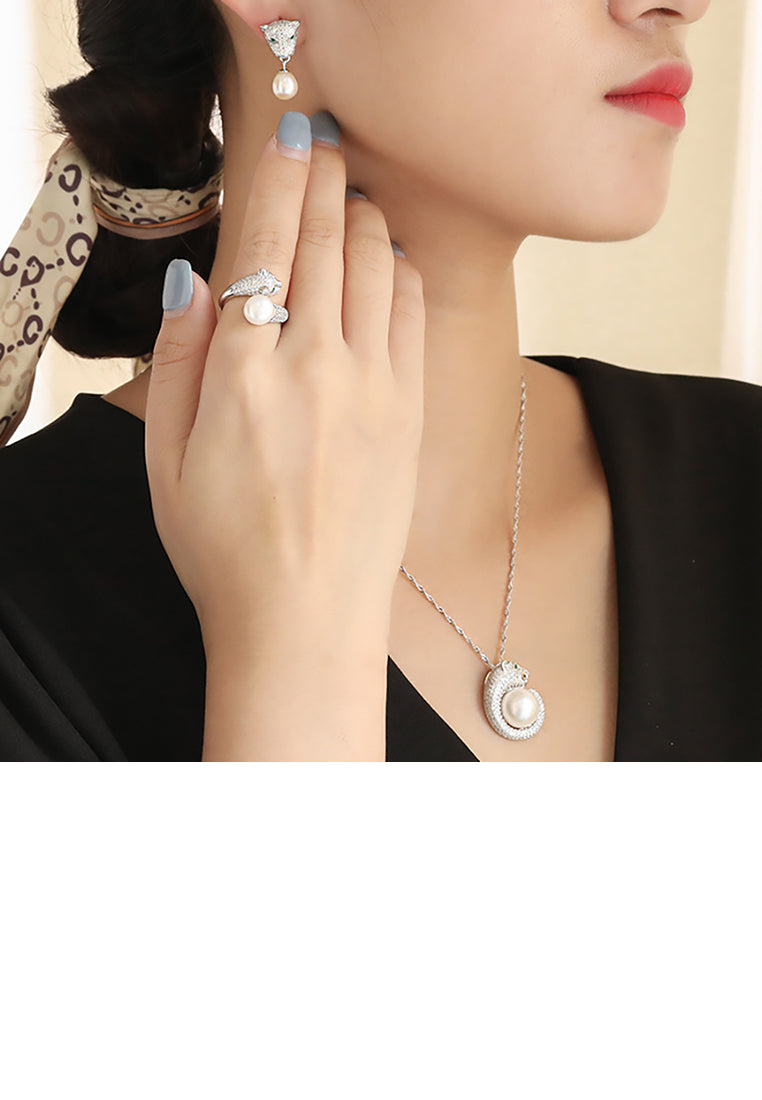 925 Sterling Silver Fashion Personality Cheetah Freshwater Pearl Adjustable Opening Ring with Cubic Zirconia - Luxurious Look