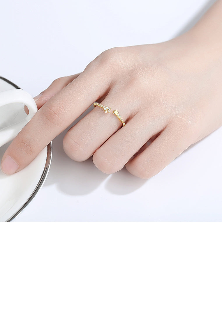 925 Sterling Silver Plated Gold Simple Fashion Star Adjustable Opening Ring with Cubic Zirconia - Luxurious Look