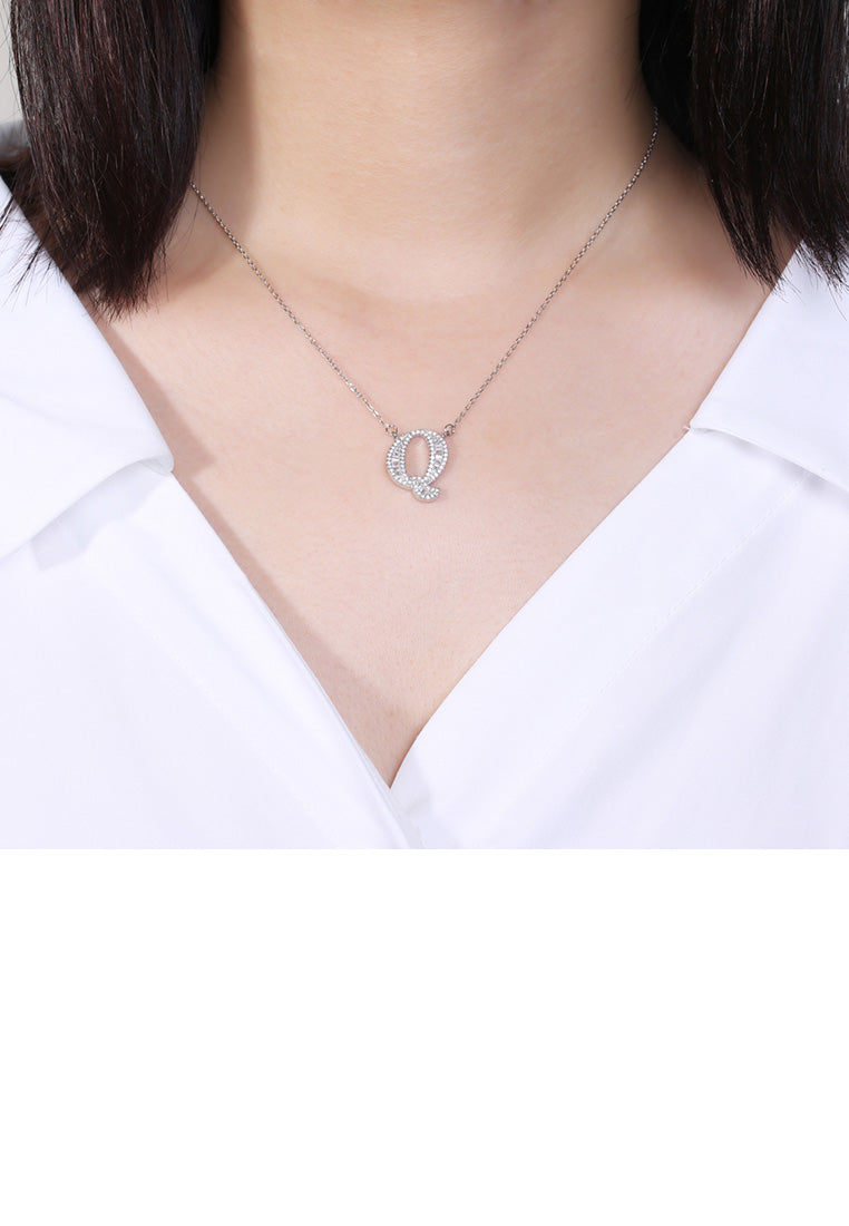 925 Sterling Silver Fashion Personality English Alphabet Q Cubic Zircon Necklace