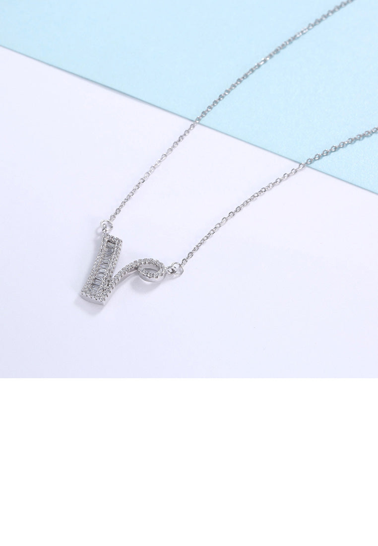 925 Sterling Silver Fashion Personality English Alphabet V Cubic Zircon Necklace