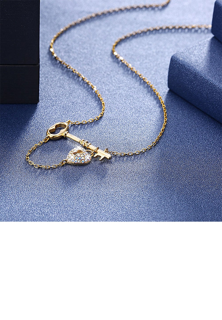 925 Sterling Silver Gold Plated Elegant Fashion Heart Lock and Key Necklace with Austrian Element Crystal