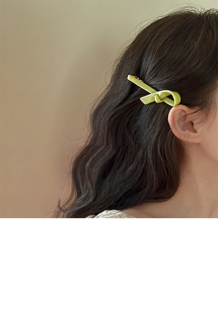Simple And Cute Enamel Green Ribbon Hair Clip