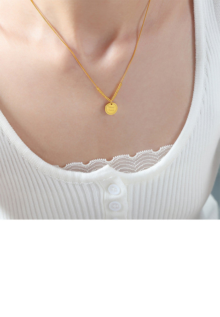 Fashion and Simple Plated Gold 316L Stainless Steel Good Luck Geometric Round Pendant with Necklace