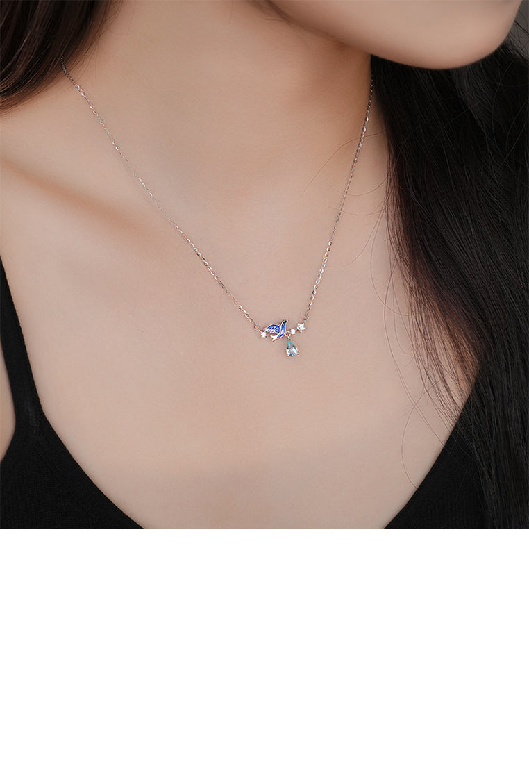 925 Sterling Silver Simple Magpie Star Pendant with Cubic Zirconia and Necklace - Luxurious Look