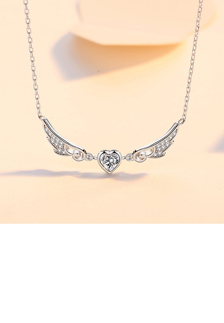 925 Sterling Silver Fashion Temperament Angel Wing Heart Pendant with Cubic Zirconia and Necklace - Luxurious Look