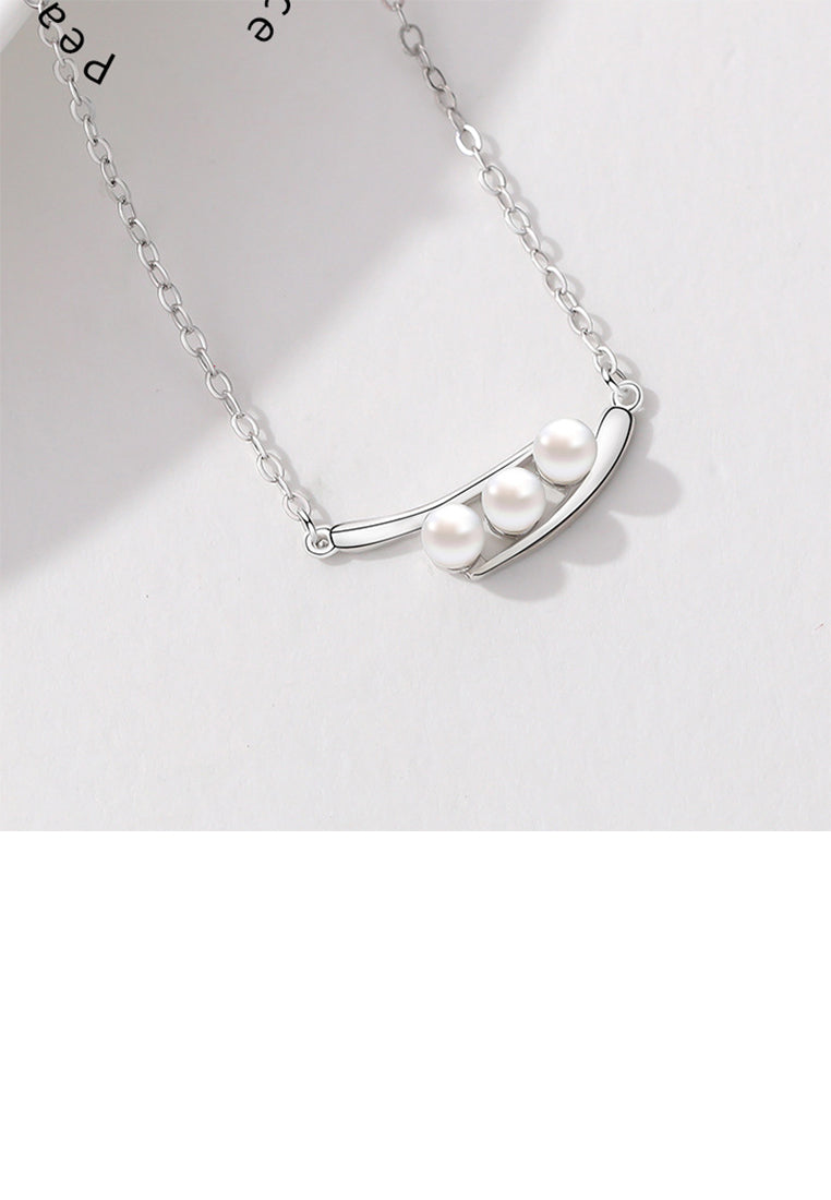 925 Sterling Silver Simple Fashion Pea Imitation Pearl Pendant with Necklace - Luxurious Look