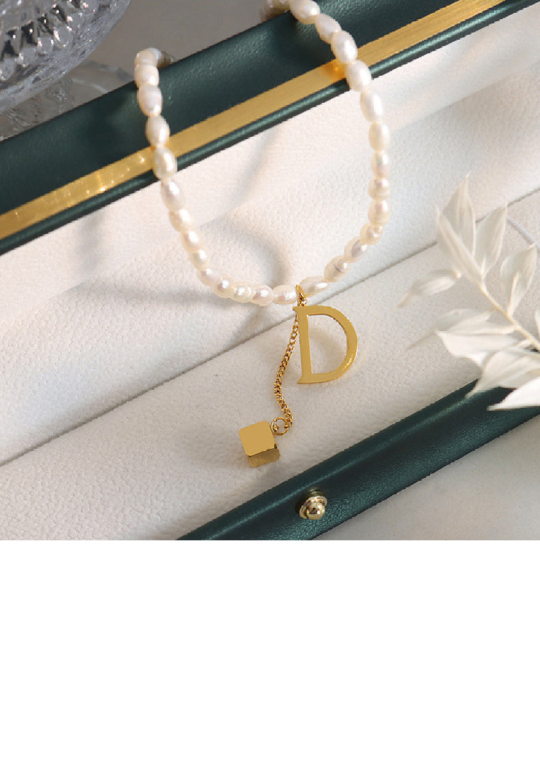 Simple Fashion Plated Gold 316L Stainless Steel English Alphabet D Tassel Square Pendant with Imitation Pearl Necklace - Luxurious Look