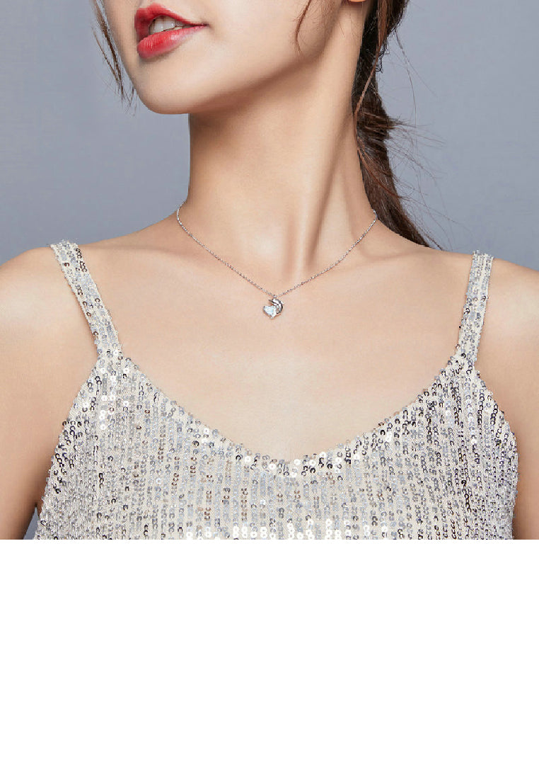 925 Sterling Silver Fashion Cute Dolphin Heart Pendant with Cubic Zirconia and Necklace - Luxurious Look