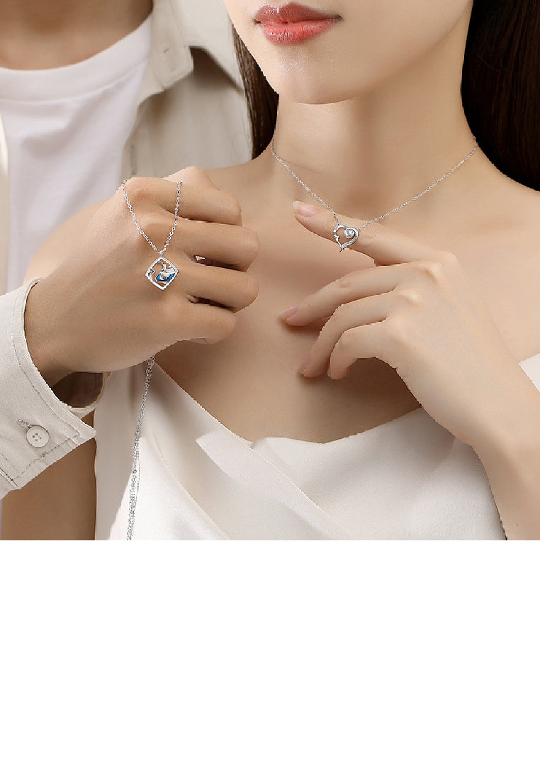 925 Sterling Silver Creative Romantic Sea Wave Hollow Heart Pendant with Cubic Zirconia and Necklace - Luxurious Look