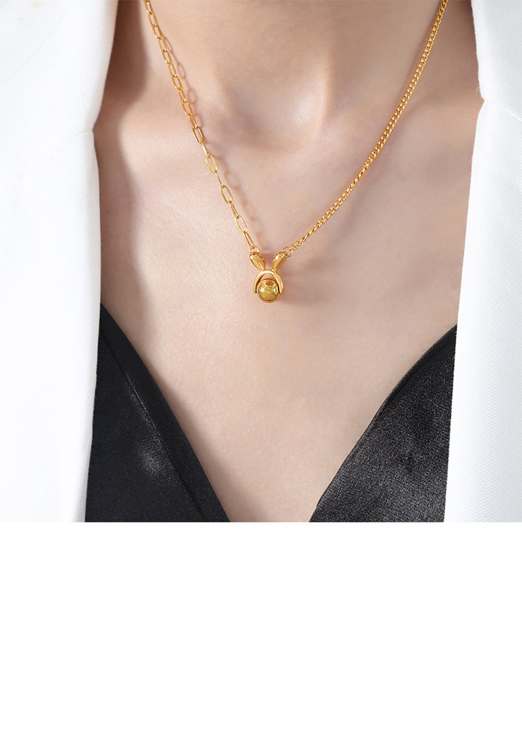 Fashion and Creative Plated Gold 316L Stainless Steel Football Rabbit Pendant with Necklace