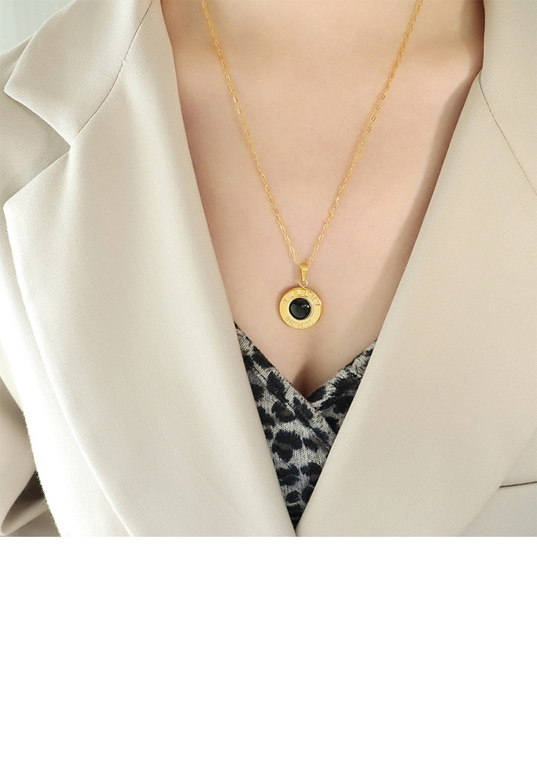 Simple and Elegant Plated Gold 316L Stainless Steel English Alphabet Geometric Round Pendant with Black Cats Eye and Necklace