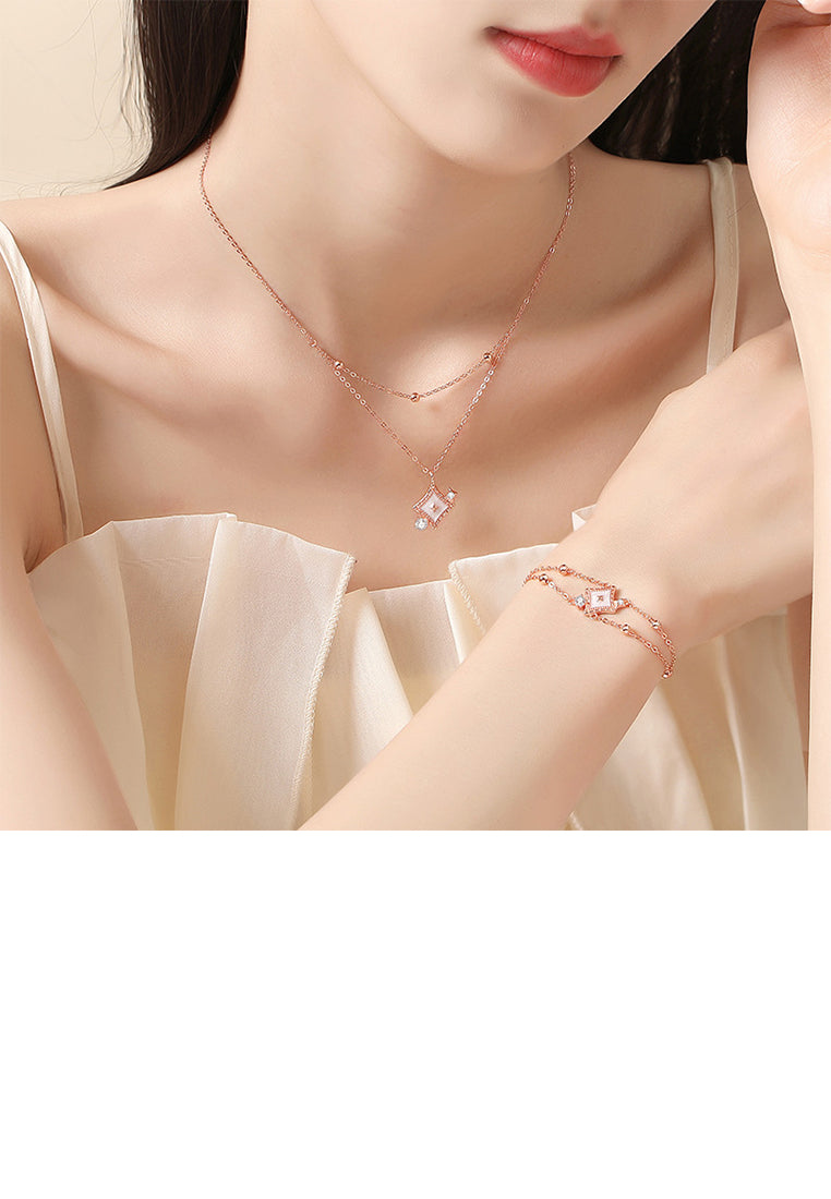 925 Sterling Silver Plated Rose Gold Simple Temperament Star Pendant with Cubic Zirconia and Necklace - Luxurious Look