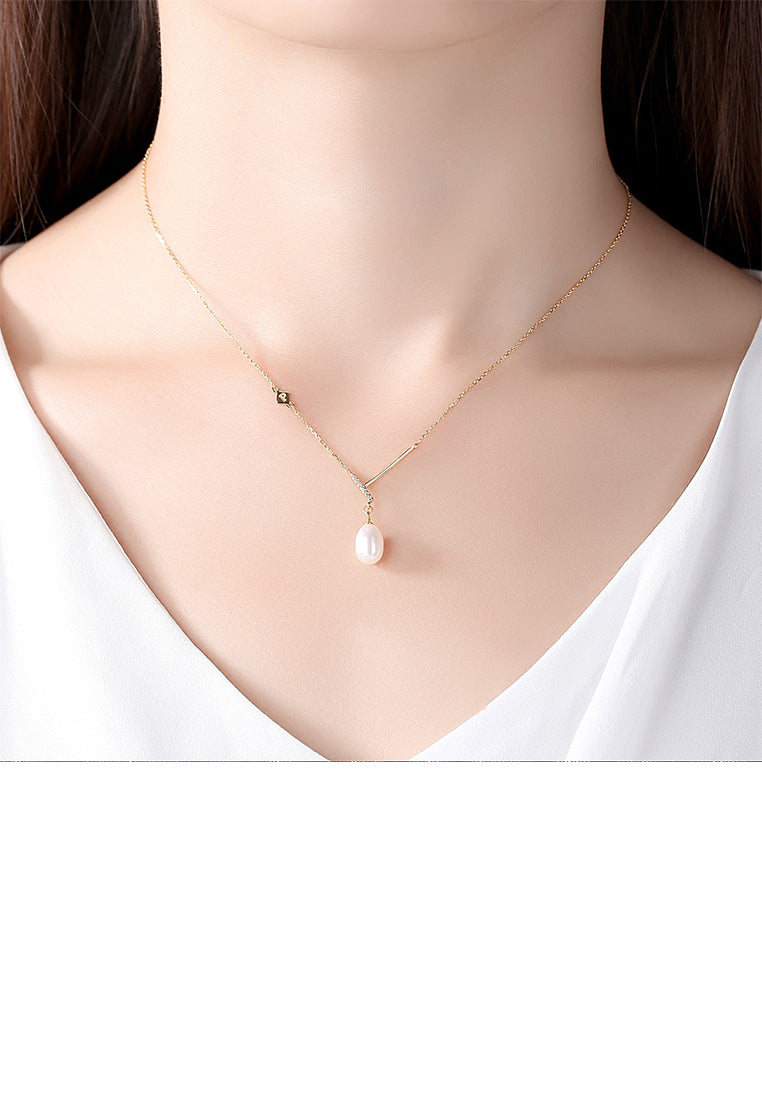 925 Sterling Silver Plated Gold Elegant Simple V-shaped Freshwater Pearl Pendant with Cubic Zirconia and Necklace - Luxurious Look