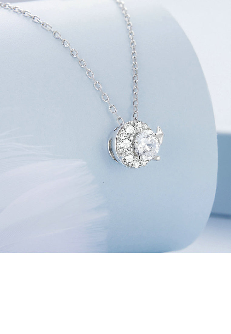 925 Sterling Silver Simple Bright Moon Star Pendant with Cubic Zirconia and Necklace - Luxurious Look