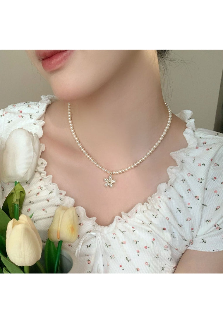 Fashion Elegant Plated Gold 316L Stainless Steel Cross Imitation Pearl Pendant with Beaded Necklace - Luxurious Look