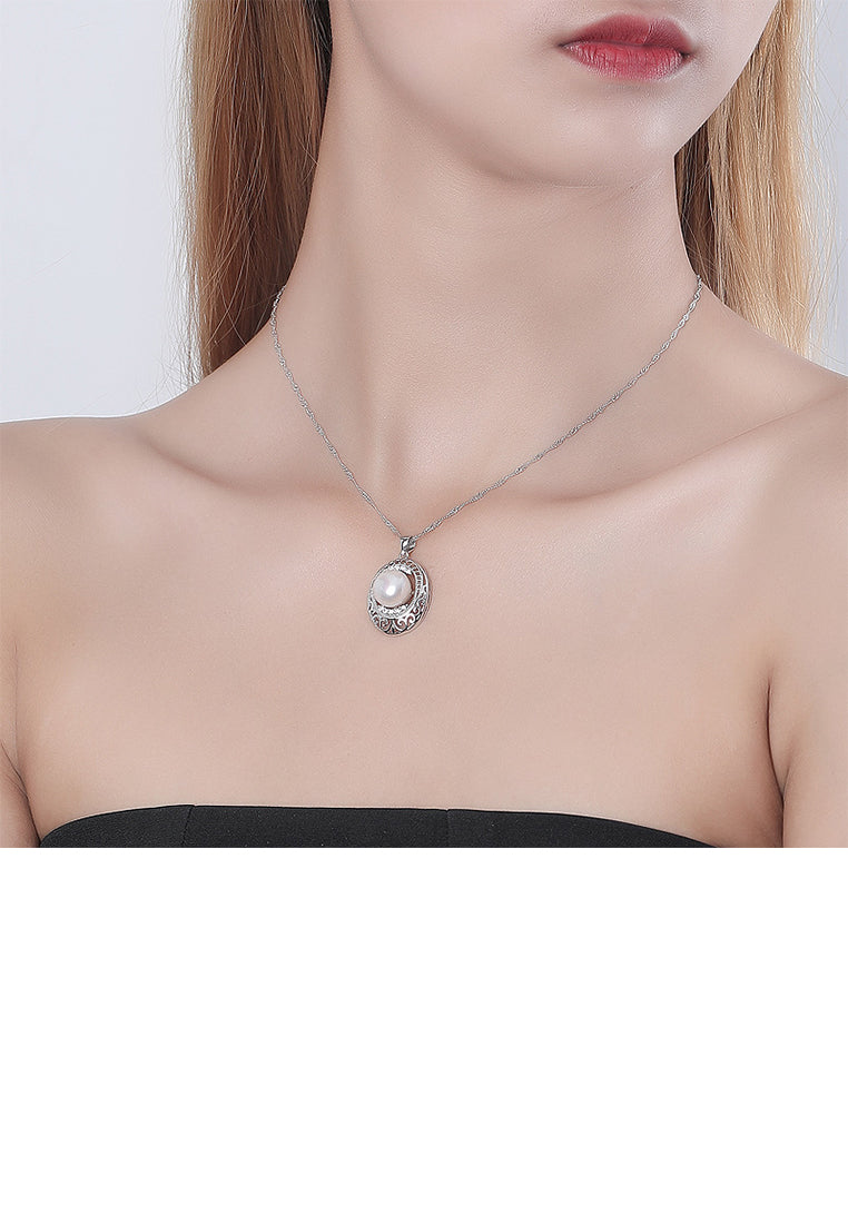 925 Sterling Silver Fashion Elegant Hollow Pattern Geometric Freshwater Pearl Pendant with Cubic Zirconia and Necklace - Luxurious Look