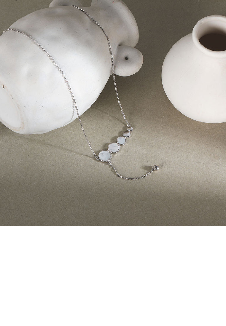 925 Sterling Silver Fashion Temperament Geometric Round White Shell Tassel Pendant with Necklace