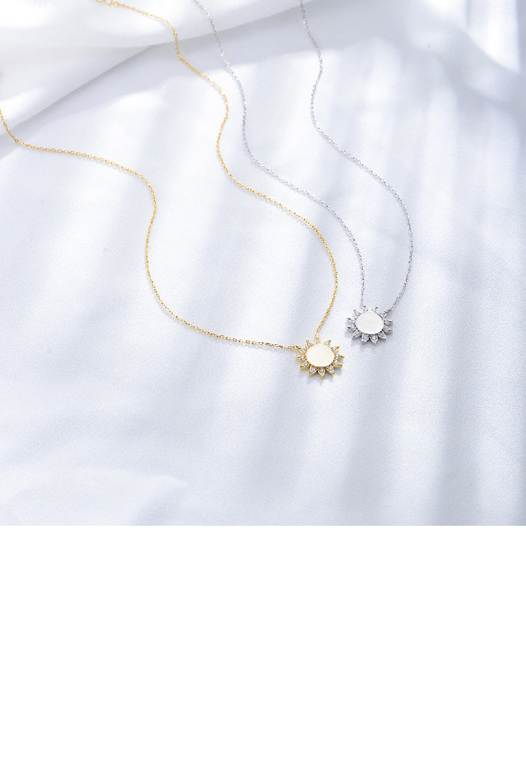 925 Sterling Silver Fashion Simple Sun Pendant with Cubic Zirconia and Necklace - Luxurious Look