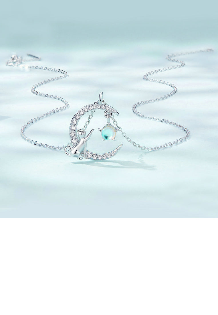 925 Sterling Silver Fashion Temperament Moon Cat Moonstone Pendant with Cubic Zirconia and Necklace - Luxurious Look