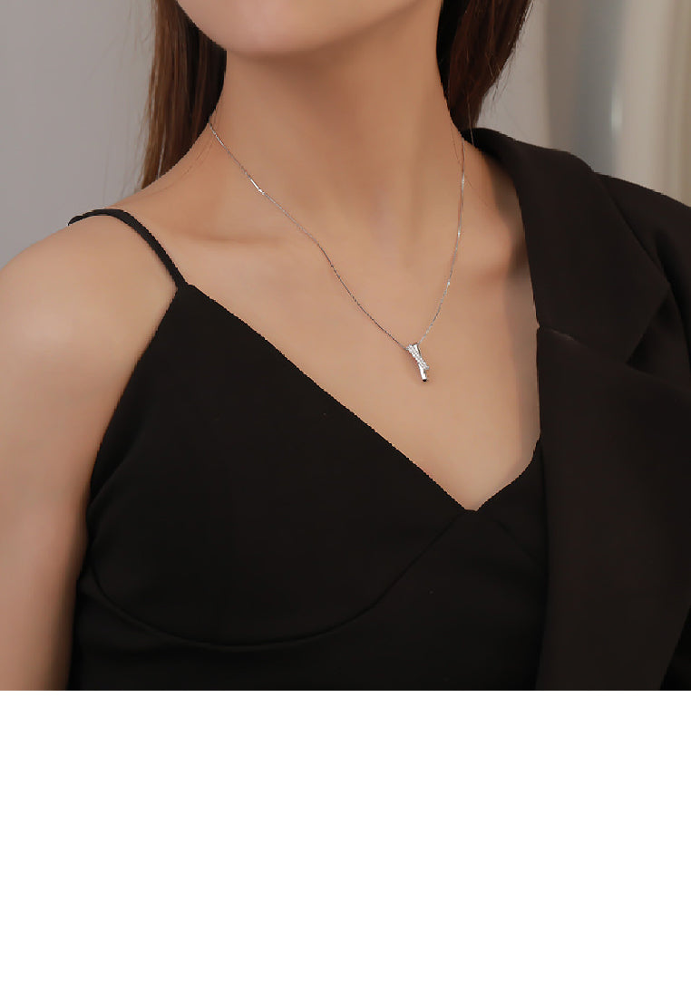 925 Sterling Silver Simple Fashion Geometric Bar Pendant with Cubic Zirconia and Necklace - Luxurious Look