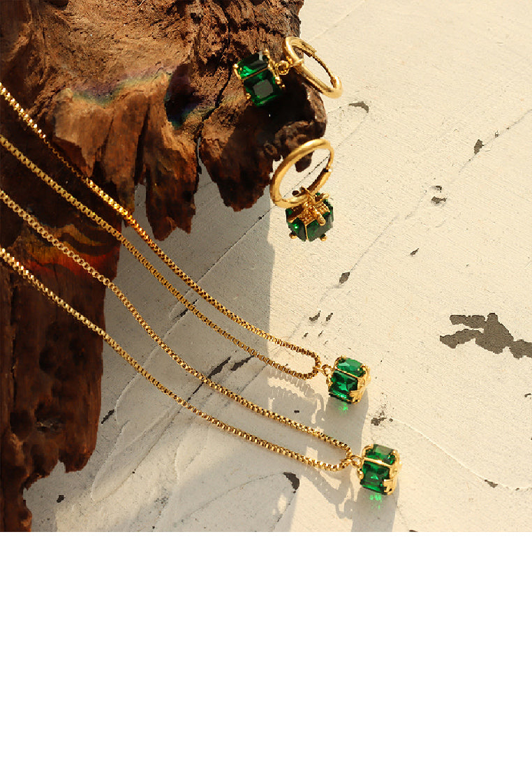 Fashion Elegant Plated Gold 316L Stainless Steel Geometric Square Green Cubic Zirconia Pendant with Necklace - Luxurious Look
