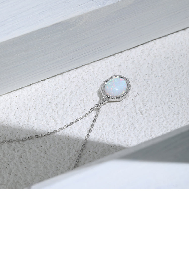 925 Sterling Silver Fashion Simple Geometric Oval Imitation Opal Pendant with Necklace