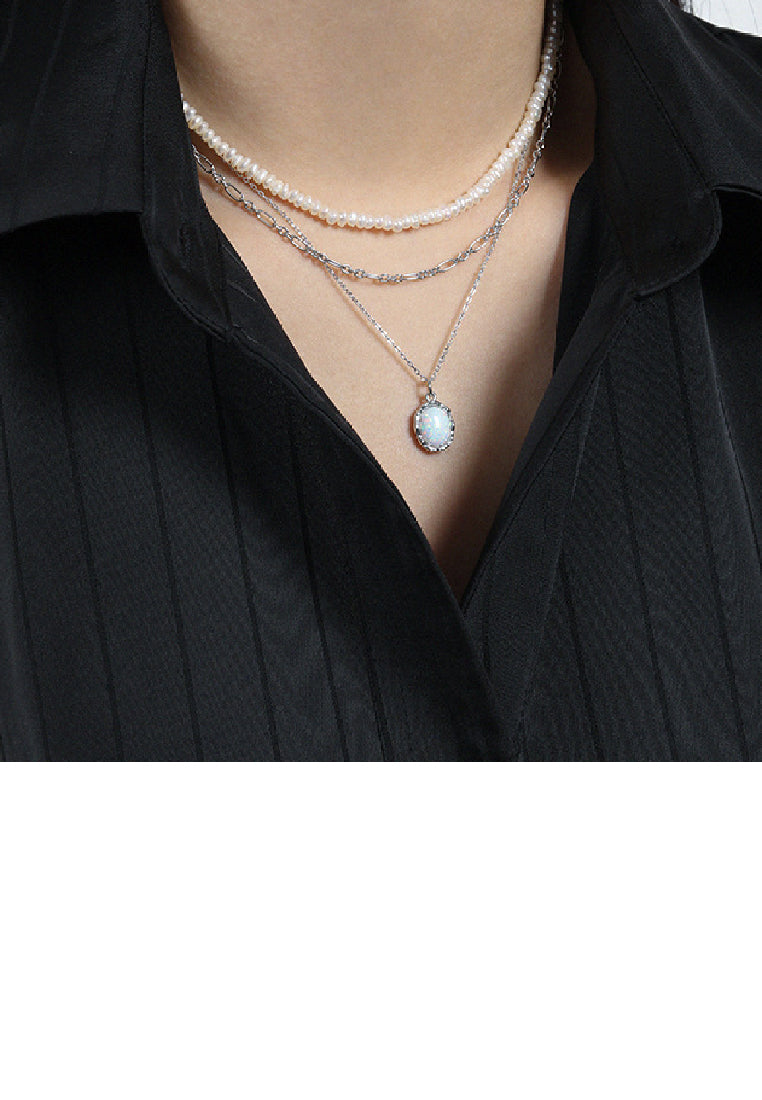 925 Sterling Silver Fashion Simple Geometric Oval Imitation Opal Pendant with Necklace