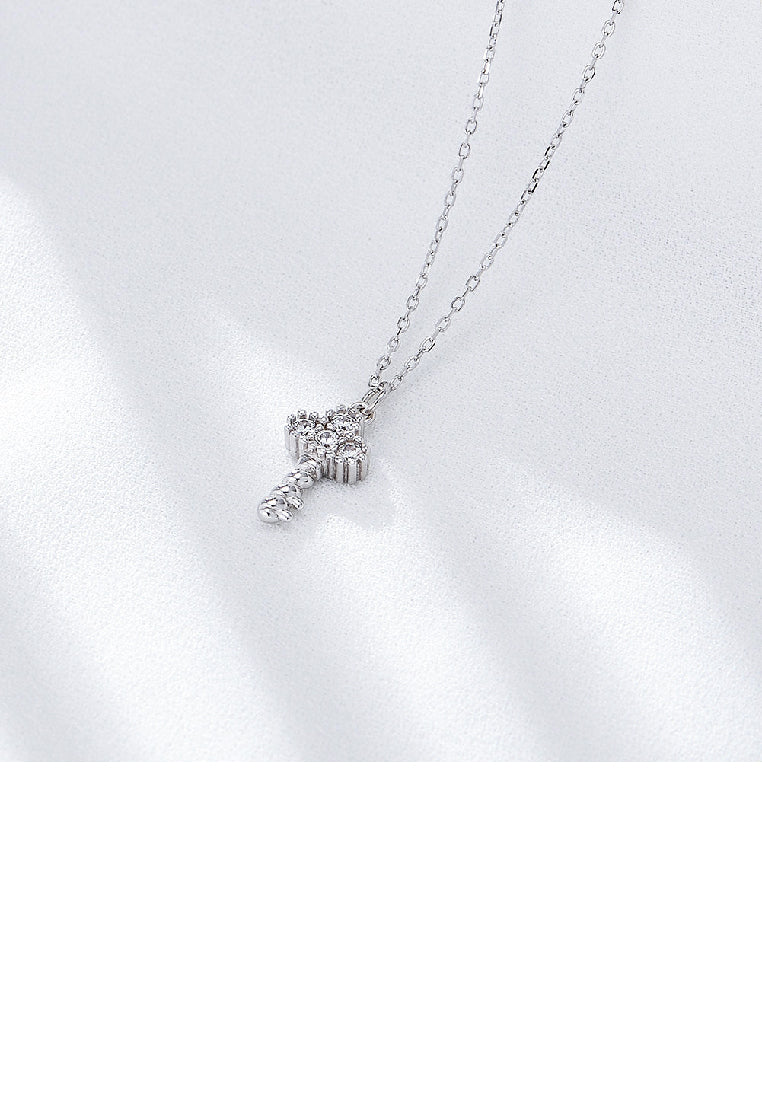 925 Sterling Silver Simple Fashion Key Pendant with Cubic Zirconia and Necklace - Luxurious Look