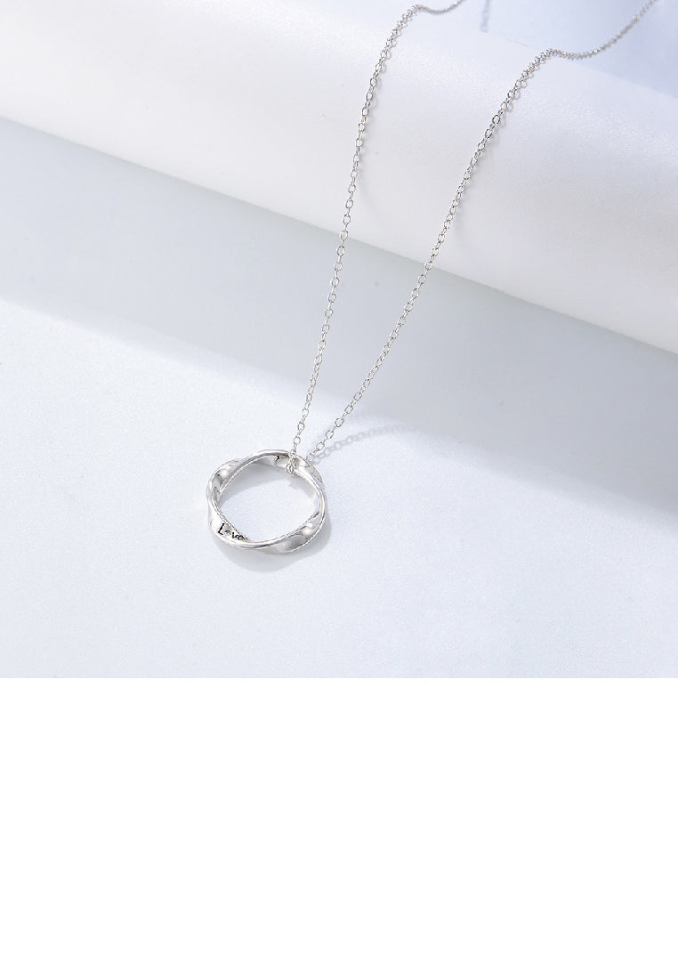 925 Sterling Silver Simple Temperament Mobius Ring Pendant with Cubic Zirconia and Necklace - Luxurious Look
