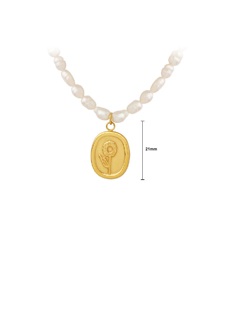 Fashion Elegant Plated Gold 316L Stainless Steel Flower Pattern Geometric Pendant with Imitation Pearl Beaded Necklace - Luxurious Look
