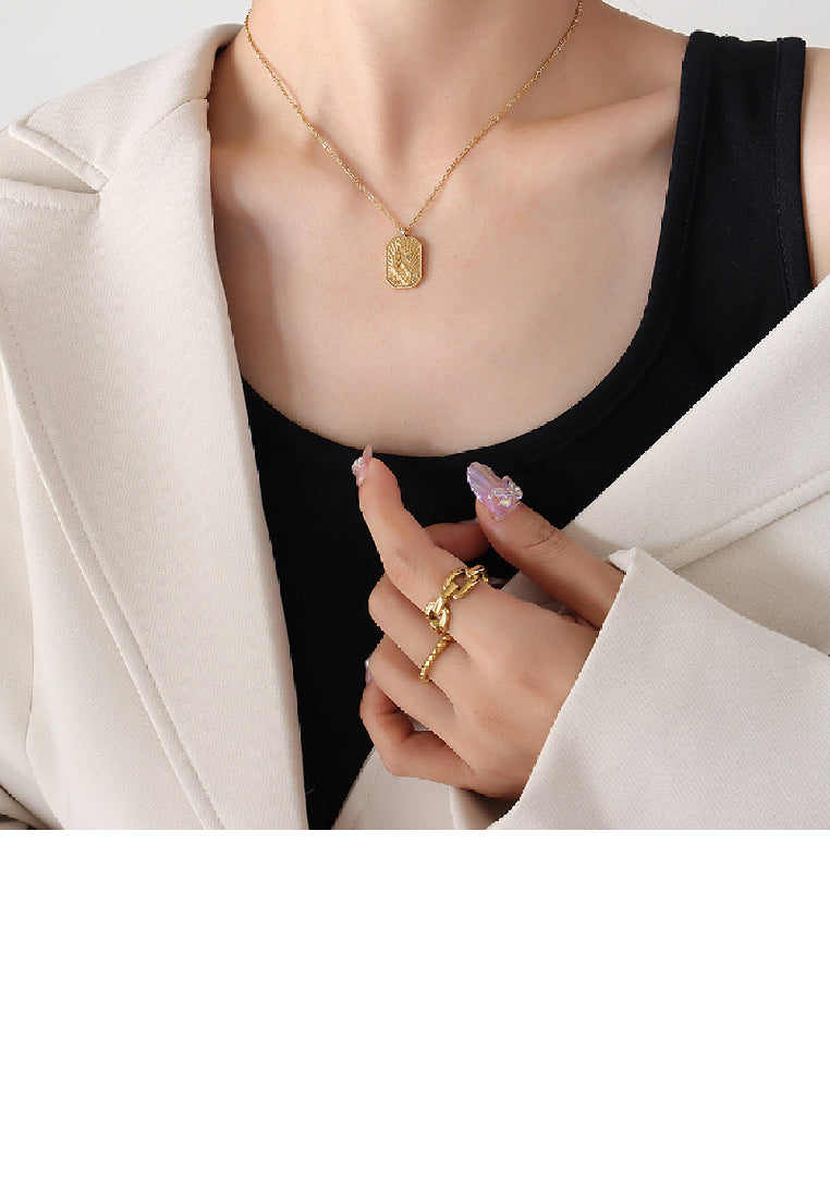 Fashion Personality Plated Gold 316L Stainless Steel Hand Hold Moon Geometric Square Pendant with Necklace