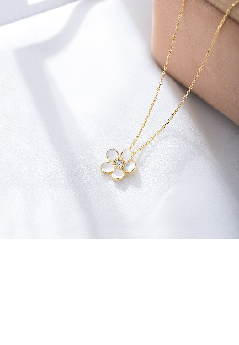 925 Sterling Silver Plated Gold Fashion Simple Flower Pendant with Cubic Zirconia and Necklace - Luxurious Look