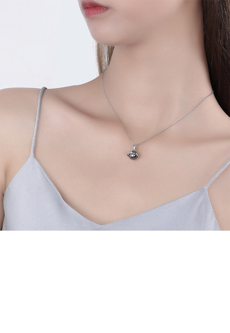 925 Sterling Silver Fashion Simple Planet Black Imitation Pearl Pendant with Cubic Zirconia and Necklace - Luxurious Look