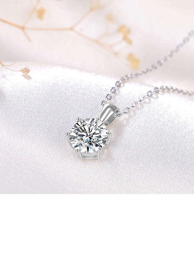 925 Sterling Silver Simple and Delicate Geometric Round Cubic Zirconia Pendant with Necklace - Luxurious Look