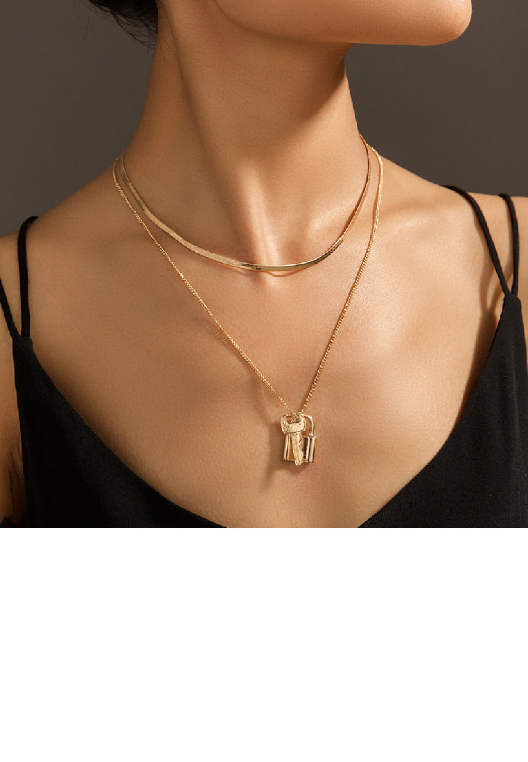 Fashion Simple Plated Gold Lock Key Pendant with Double Layer Necklace
