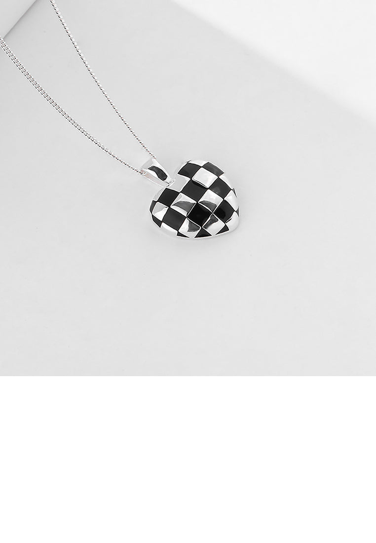 925 Sterling Silver Fashion Romantic Black and White Checkerboard Heart Pendant with Necklace