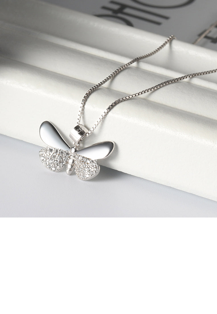 925 Sterling Silver Simple and Elegant Butterfly Pendant with Cubic Zirconia and Necklace - Luxurious Look