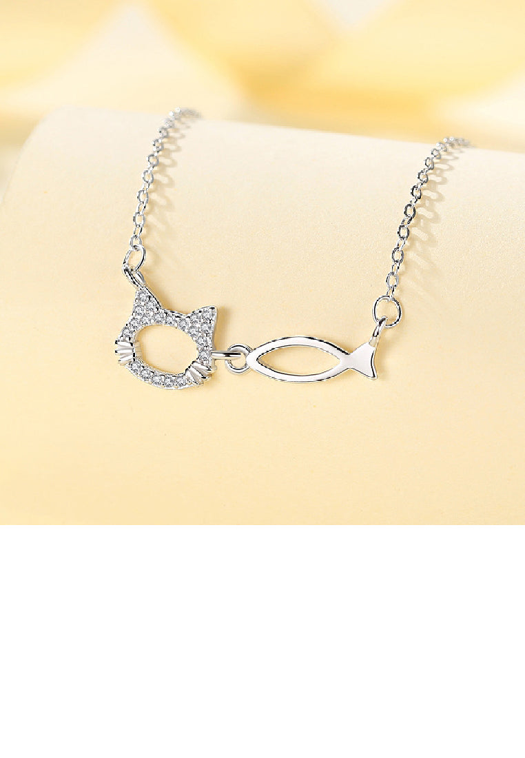 925 Sterling Silver Fashion Temperament Cat and Fish Pendant with Cubic Zirconia and Necklace - Luxurious Look