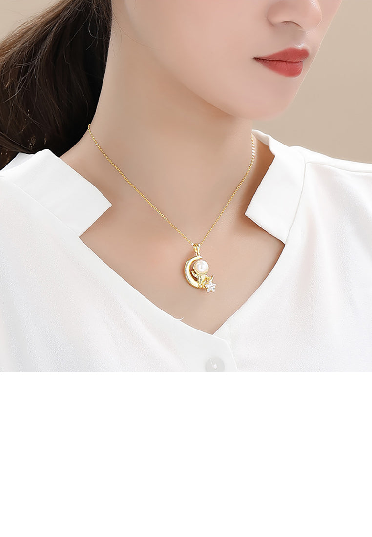 925 Sterling Silver Plated Gold Fashion Creative Moon Star Astronaut Freshwater Pearl Pendant with Cubic Zirconia and Necklace - Luxurious Look
