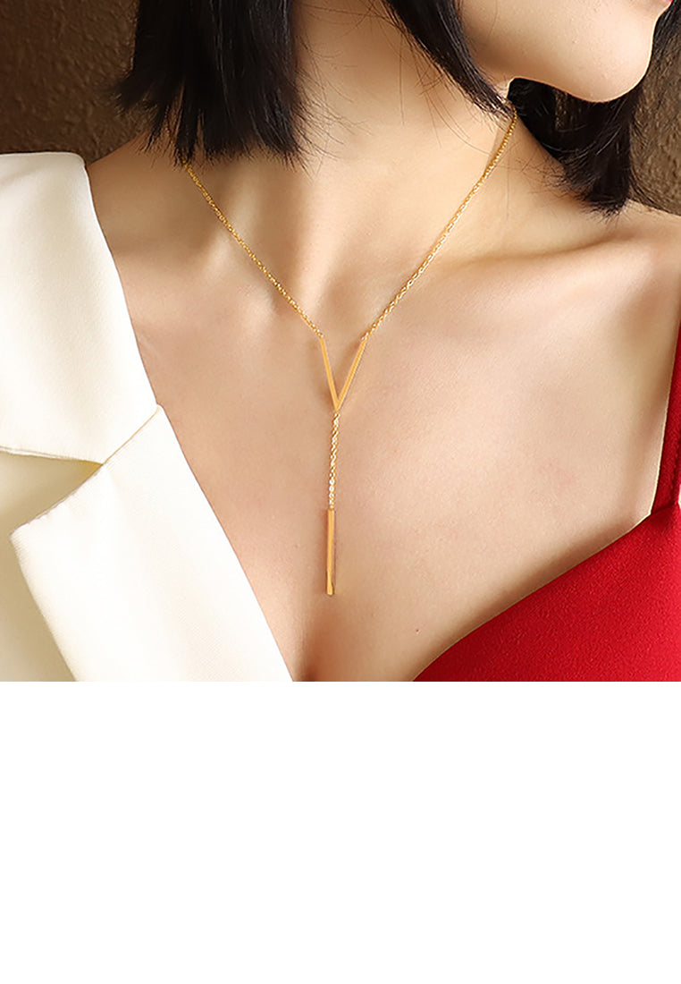 Simple Temperament Plated Gold 316L Stainless Steel Alphabet V Tassel Pendant with Necklace