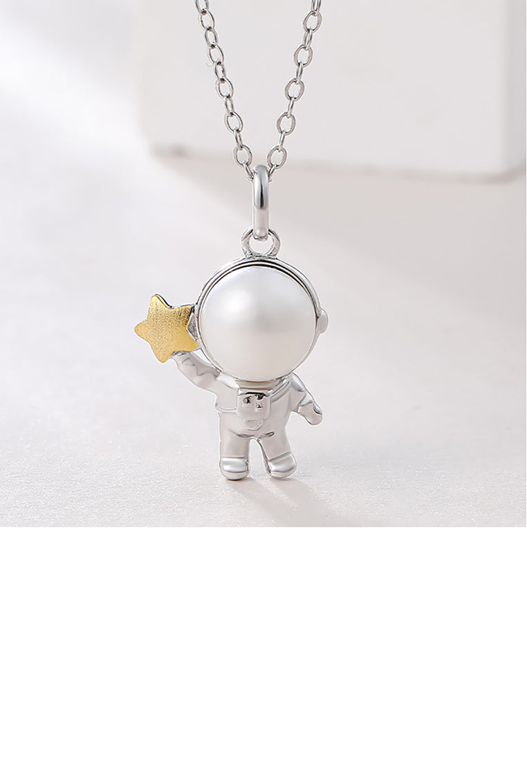 925 Sterling Silver Fashion Cute Astronaut Gold Star Pendant with Freshwater Pearl and Necklace - Luxurious Look