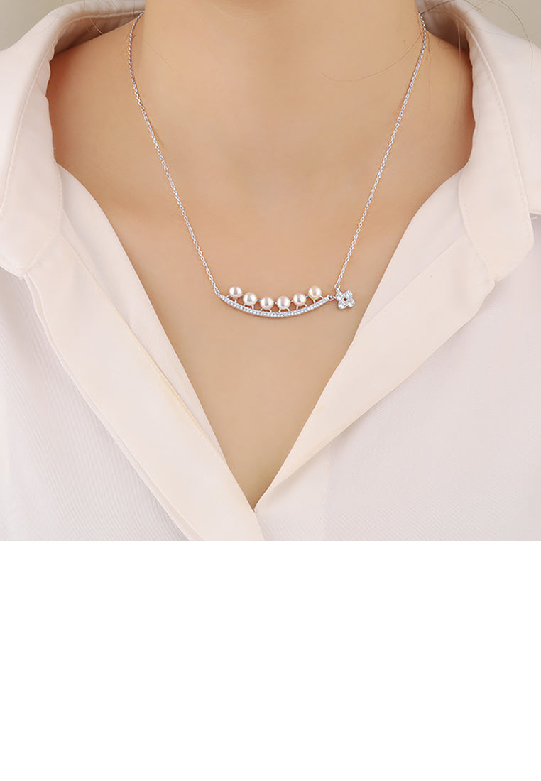 925 Sterling Silver Fashion Simple Flower Geometric Curved Freshwater Pearl Pendant with Cubic Zirconia and Necklace - Luxurious Look