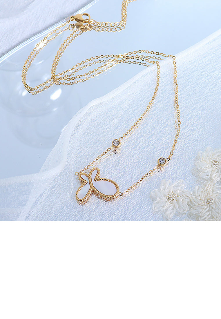 Fashion Elegant Plated Gold 316L Stainless Steel Butterfly Shell Pendant with Cubic Zirconia and Necklace - Luxurious Look