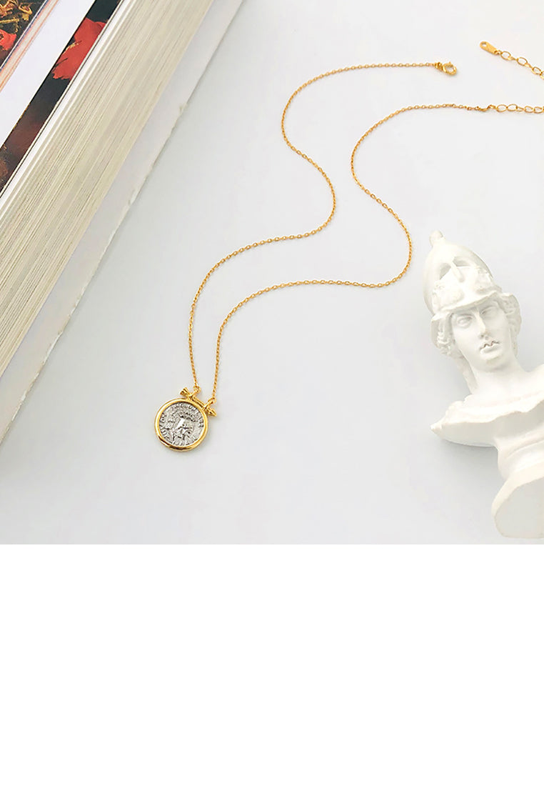 925 Sterling Silver Plated Gold Fashion Personality Roman Warrior Geometric Round Pendant with Necklace